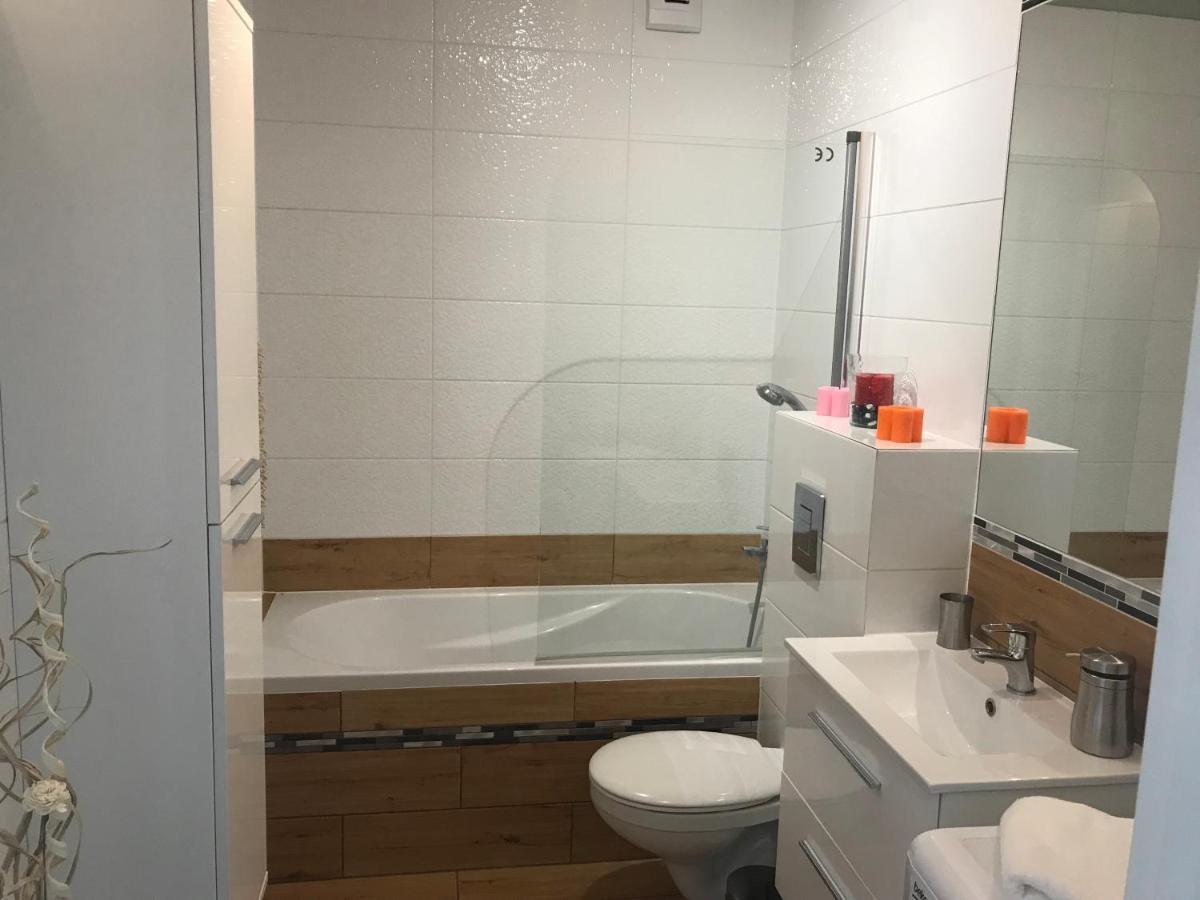 Apartament Lucky Pruszcz Gdański Exteriör bild